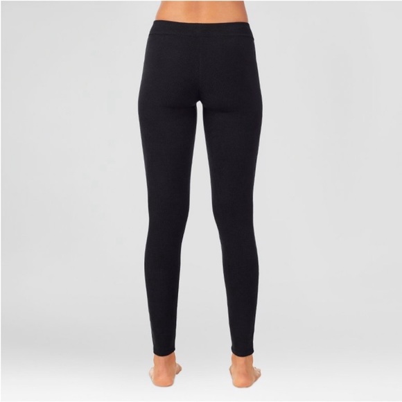 Warm Essentials by Cuddl Duds Women's Textured Fleece Thermal Leggings Bundle - Picture 2 of 7